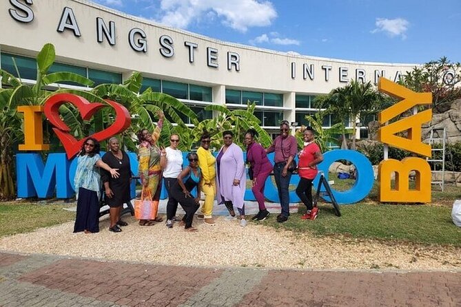 Montego Bay Airport Round Trip Transfer - Key points at a glance