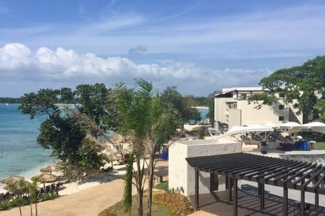 Montego Bay Airport to Royalton/Hideaway Negril Private Transfer - Key highlights at a glance