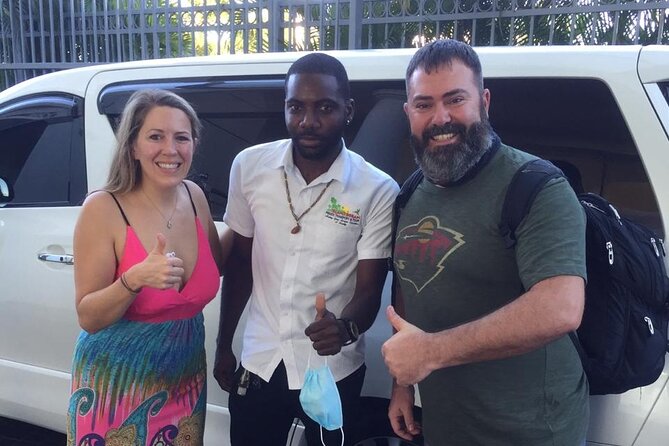 Montego Bay Airport Transfer to Hilton Rose Hall - Service quality: punctual, polite, and built around clean vehicles
