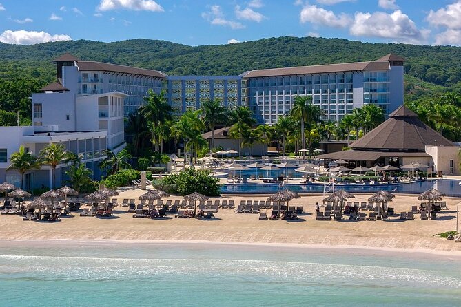 Montego Bay Airport Transfers to Hotels in Falmouth/ Trelawny - The ride to Falmouth or Trelawny: time reality and what affects it