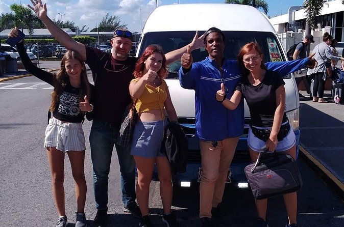 Montego Bay Airport Transportation - The Ride Itself: AC Comfort and Local Stories on the Way