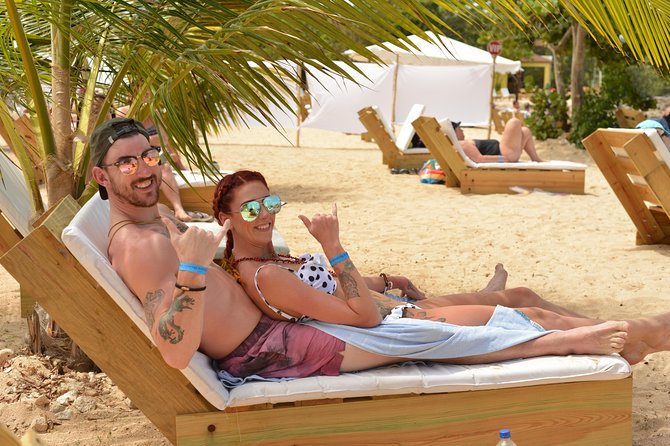 Montego Bay: Bamboo Beach Club VIP Access with Lunch & Cocktails - The best way to use the 5-hour day (without rushing it)
