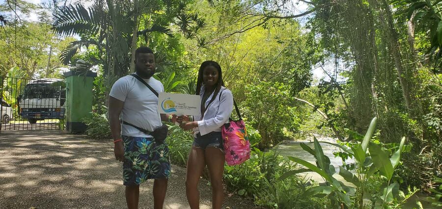 Montego Bay: Bamboo Raft Cruise on the Great River - Limestone scrubs and the optional massage: cooling relief