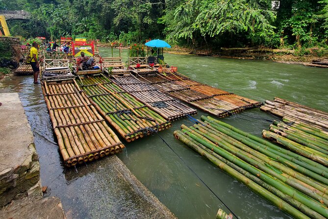 Montego Bay Bamboo Rafting & limestone Massage Private Transfer. - Bamboo rafting on Lethe River: your time on the water