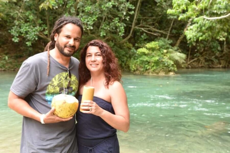 Montego Bay: Blue Hole, Dunn’s River, and Reggae Hill Tour - Getting Picked Up in Montego Bay: Why Timing Can Feel Tricky