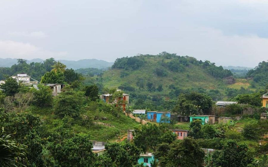 Montego Bay: Bob Marley Tour to 9 Mile, St. Ann - Scenic mountain-country drive: the part people forget to plan for