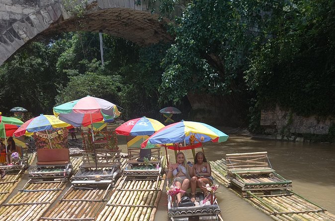 Montego Bay City, Community, Culture Tour & Rafting-Transfer Only - Stop 2: The Hip Strip on Jimmy Cliff Boulevard