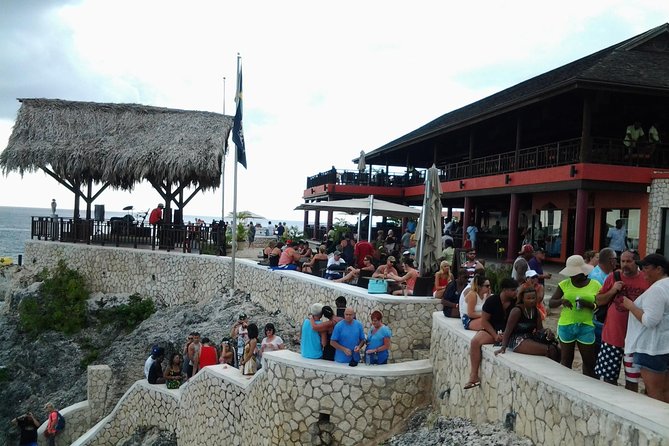 Montego Bay Excursion Negril 7 Miles Beach, Rick's Cafe and Time Square Shopping - Negril 7-Mile Beach: Real Beach Time, Not Just a Stop