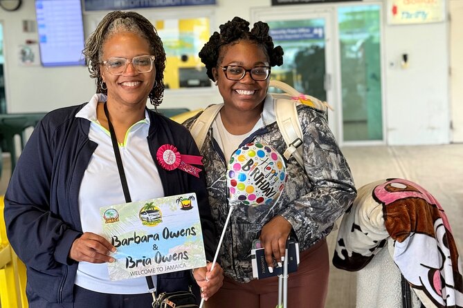 Montego Bay & Falmouth Hotels Private Airport Transfer - Turning the Transfer into Extras: Food, Souvenirs, Photos