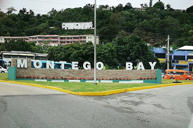 Montego Bay Highlights From Montego Bay Hotels - Getting Oriented Fast: Downtown Montego Bay and Sam Sharpe Square