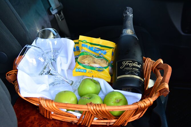 Montego Bay Hotels Private Transfer To & From MBJ Airport - From MBJ to your resort: the point of a private transfer