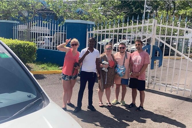Montego Bay Jamaica Airport Transfer to Montego Bay and Falmouth - One-Way vs Round-Trip: Using the Transfer to Protect Your Flight Day