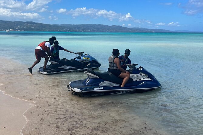 Montego Bay Jet Ski and Parasailing Combo or Single with Pickup - Hotel pickup to the beach: why it matters in Montego Bay