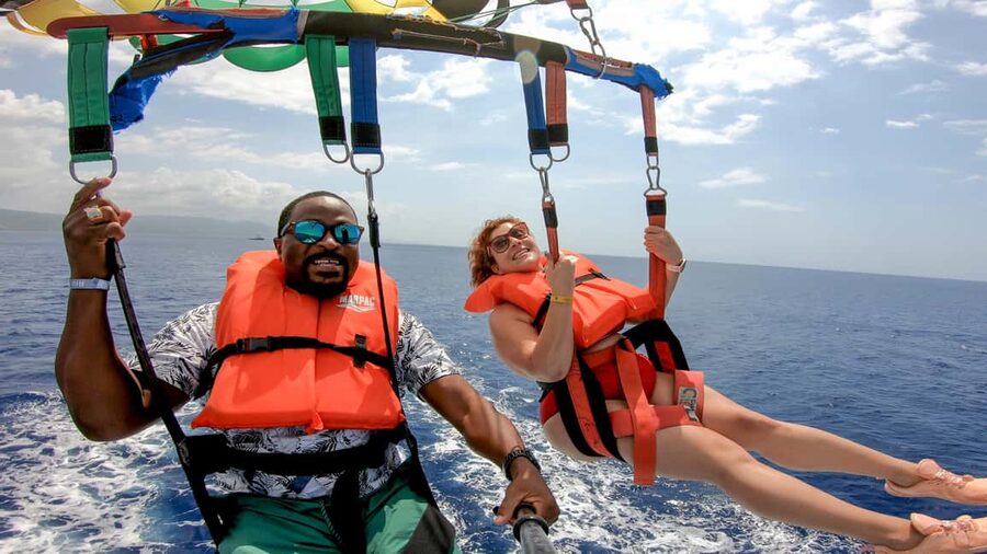 Montego Bay: Parasailing and Jet Ski Combo with Pickup - Parasailing over Montego Bay: 10 minutes that feel longer