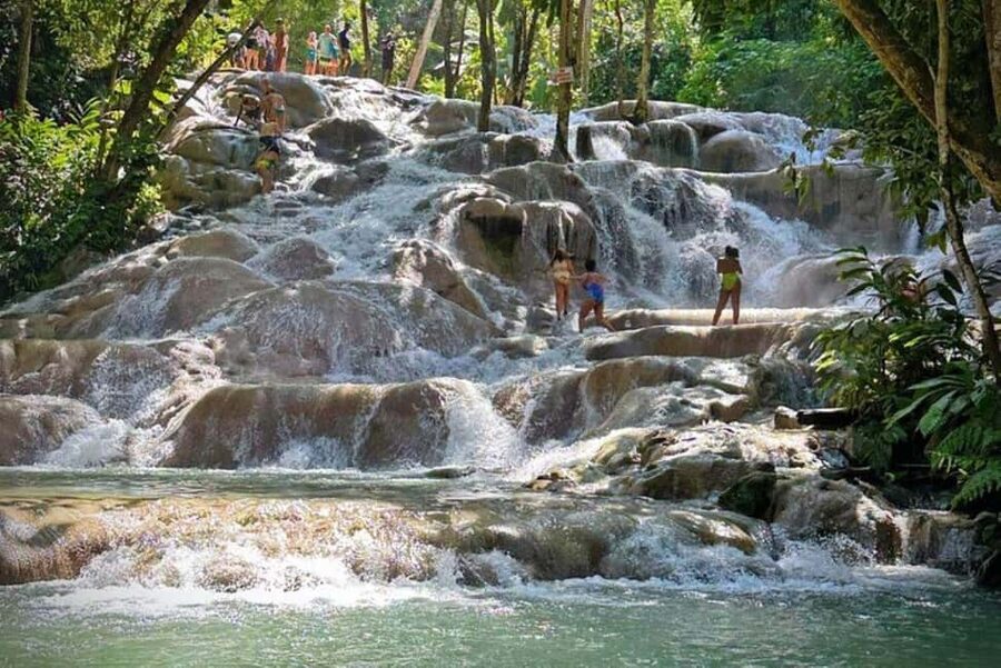 Montego Bay: Private Dunn's River Falls and Blue Hole Tour - Key Things You’ll Notice on This Combo Tour