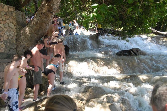 Montego Bay tour: Dunn's River Falls - Practical tips so your falls time stays fun