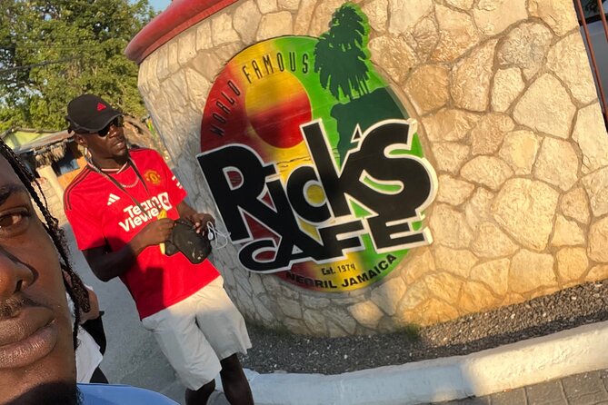 Negril 7 Mile Beach and Ricks Cafe Tour - 7 Mile Beach: your best 3 hours of the day