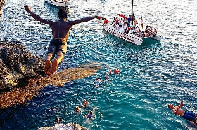 Negril 7 Mile Beach & Rick's Café Combo Tour from Montego Bay - Price and value: what $205.13 per group really means