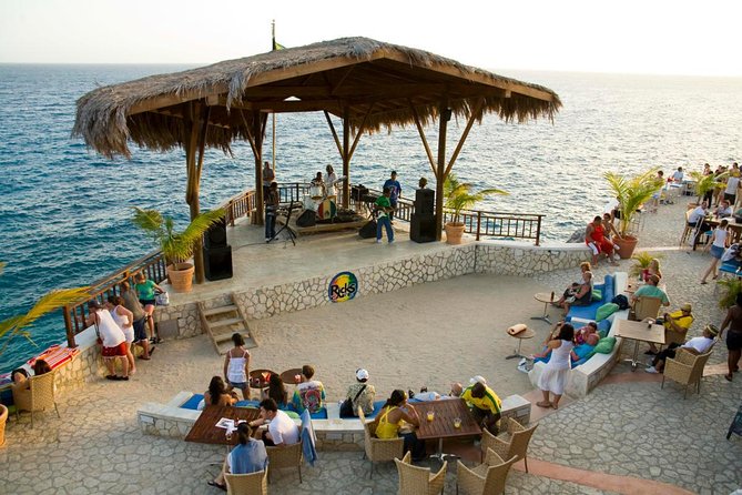 Negril 7 Mile Beach & Rick's Café Combo Tour from Montego Bay - Rick’s Café: cliff-jumping, sunset views, and what to expect