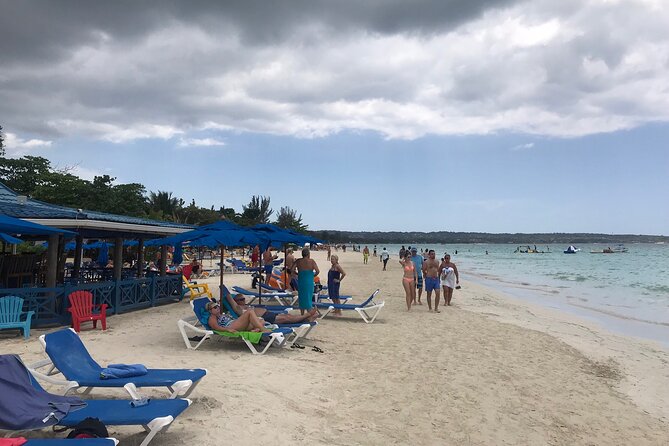 Negril 7 Mile Beach & Ricks Cafe Sunset Tour (Private ) - Key points before you go