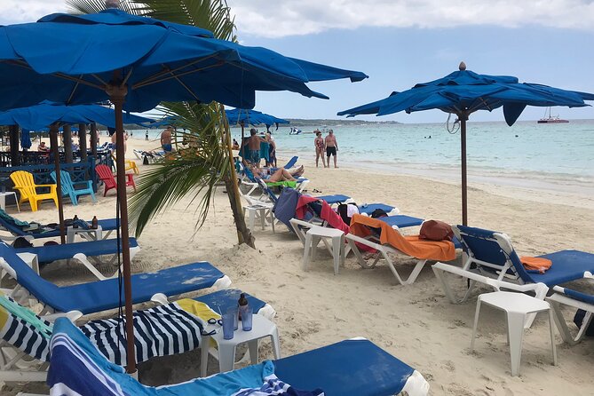 Negril 7 Mile Beach & Ricks Cafe Sunset Tour (Private ) - The beach-to-cafe changeover: how the timing works