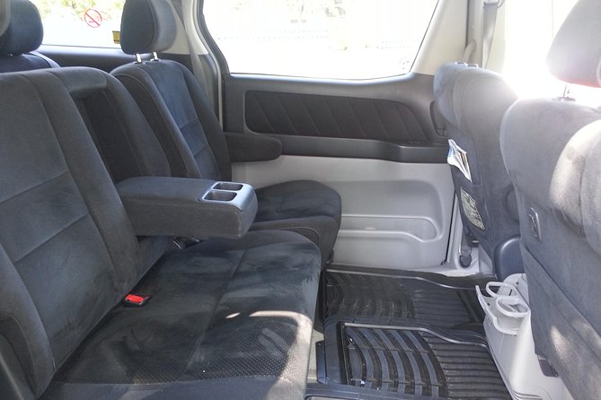 Negril Airport Transfer - Private vehicle comfort: what “just your party” changes