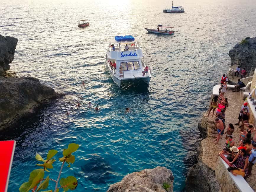 Negril Beach Experience & Rick's Cafe from Montego Bay - Getting West From Montego Bay: The North Coast Drive To Negril