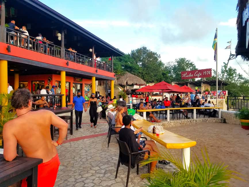 Negril Beach Experience & Rick's Cafe from Montego Bay - Who This Negril And Rick’s Cafe Day Trip Fits Best