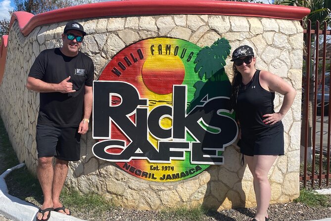 Negril day! beach and west end Cliffs with French Guide - SoMarie’s French approach turns a drive into part of the trip
