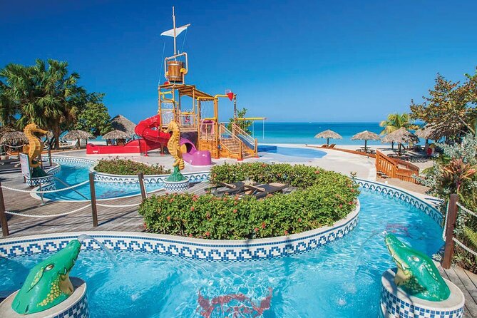 Negril Hotels Private Airport Transfer - The Ride: Air-Conditioned Comfort and Local Talk on the Way