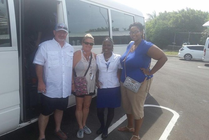 Negril Private Airport Transfer - The 1 hour 30 minute drive: comfort, air-conditioning, and what you’re really buying