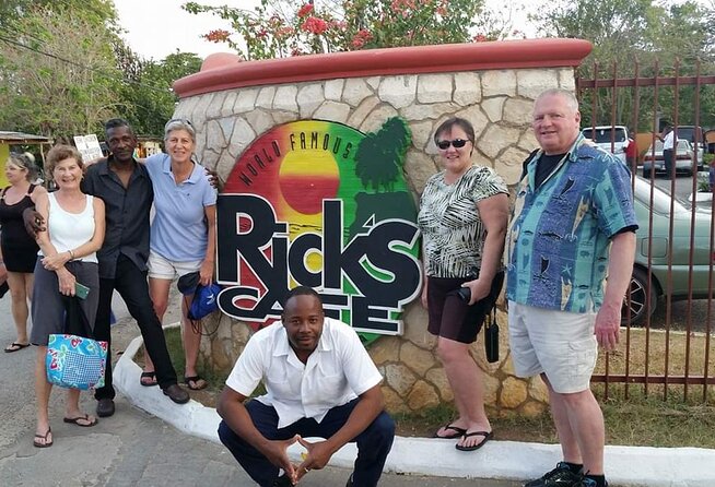 Negril Seven Miles Beach Day and Rick's Cafe Sunset Private Tour - Seven Mile Beach: how to use your 3 hours well