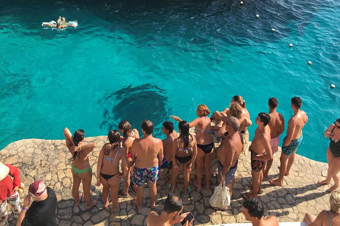 Negril Seven Miles Beach, Snorkeling, Boat Ride, Ricks Cafe Combo - Seven Mile Beach: your first taste of real Negril