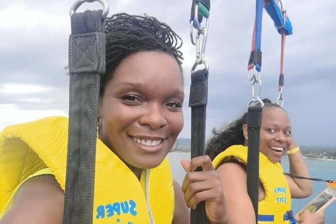 Negrils Seven Miles Beach, Rick's cafe and Parasailing Tour. - Practical tips to make the day feel easier