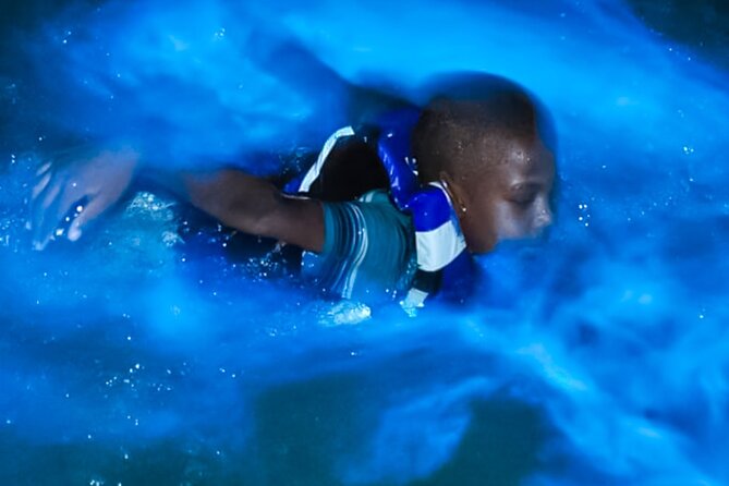 Night Tour-Luminating Blue Lagoon Waters - Who should book this Luminous Lagoon night tour?