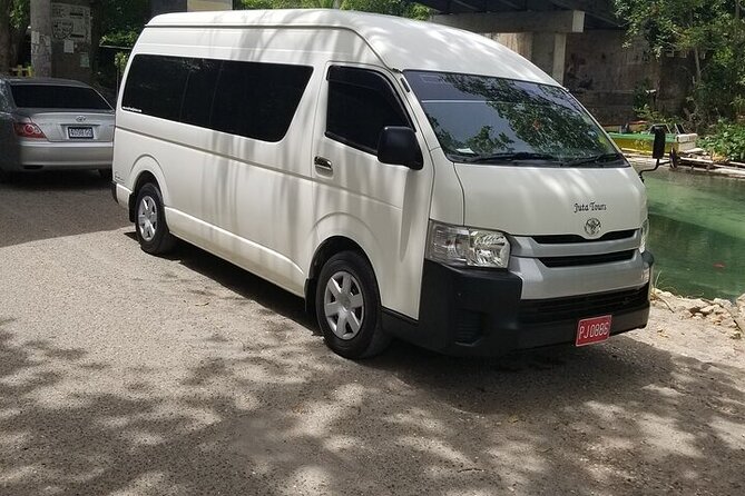 Nine Mile Bob Marley Mausoleum Transportation [ Birthplace ] - Choosing between drivers: why personality matters on this kind of trip