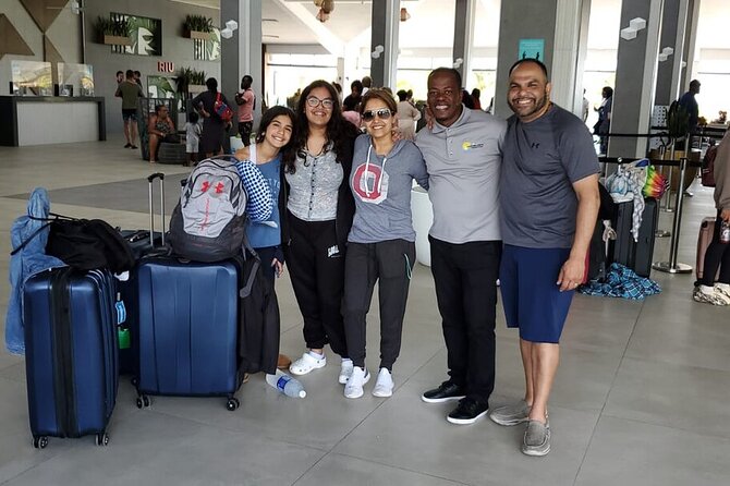 Ocho Rios Private Airport Transfer - Meet the Drivers: Cory and Indianah Set the Tone