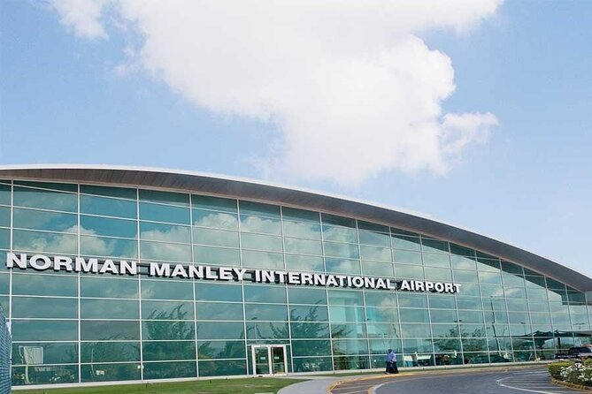 One way Private transfer from Airport to Resorts - Should You Book This Private Transfer?