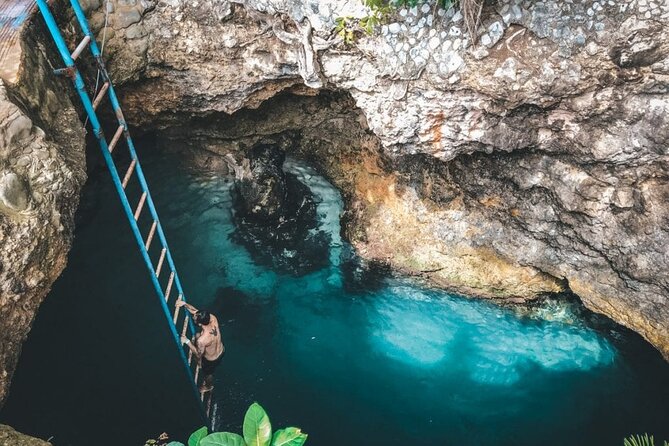Parasailing, Blue Hole Mineral Spring, Seven Mile Beach - Getting there from Montego Bay: pickup and private, air-conditioned comfort