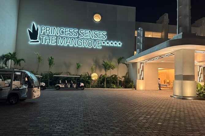 Princess Grand/Senses Mangrove Airport Transfer from Montego Bay - The 80-minute coastal ride to Negril area hotels