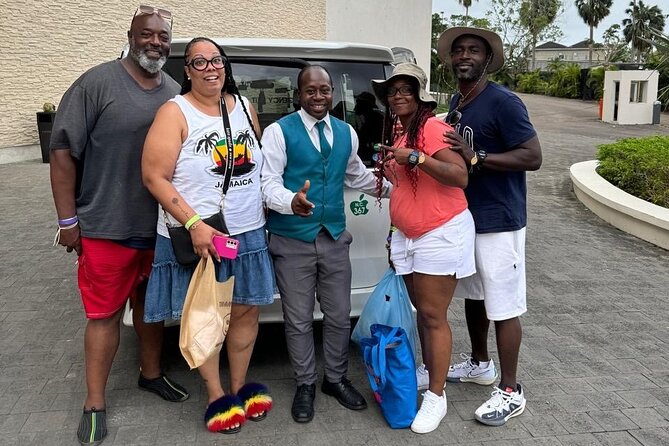 Private Airport Transfer Montego Bay Airport to Negril (One-Way) - Finding your driver at MBJ without the headache