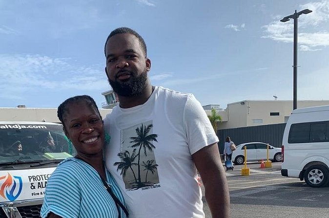 Private Airport Transfer Montego Bay and Trelawny - Getting to Your Door in Montego Bay or Trelawny: Luggage Help and Less Stress