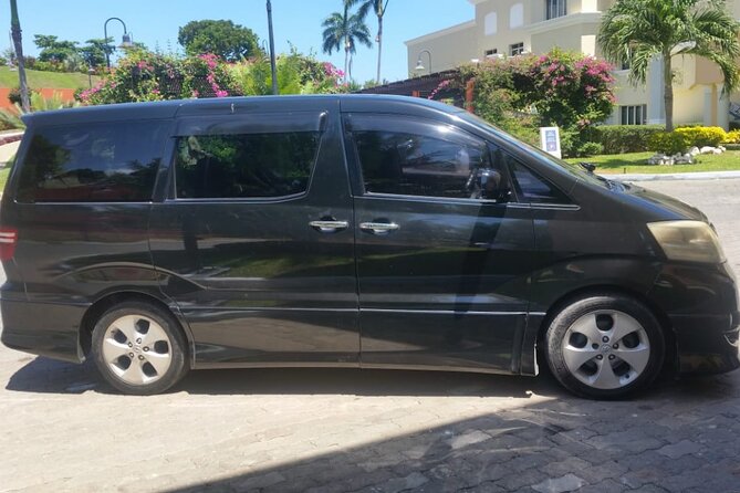 Private Airport Transfer to Dreams Rose Hall Resort - One-Way vs Round Trip: Planning Without Stress