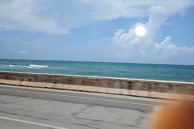 Private airport transfer to negril resorts arrival/departure - Comfort-First Transport: Clean Car, Working AC, and Music-Ready Drivers