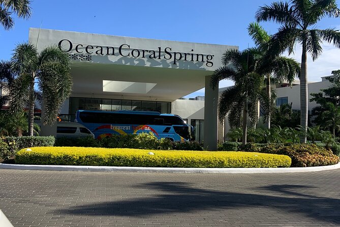 Private Airport Transfer to or from Ocean Coral Spring Resort - Meeting your driver at MBJ without the confusion