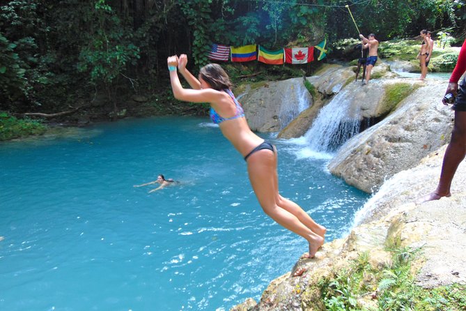 Private Blue Hole & Secret Falls Day Trip plus Shopping from Montego Bay Hotels - Discovery Bay and Columbus Park Museum: a quick history stop before the waterfalls