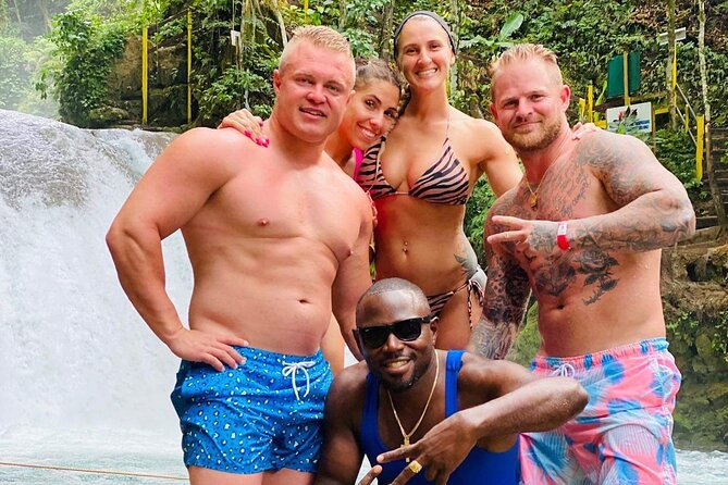 Private Blue Hole Tour from Montego Bay - Once You Arrive: Entering the Blue Hole Mineral Pool Zone