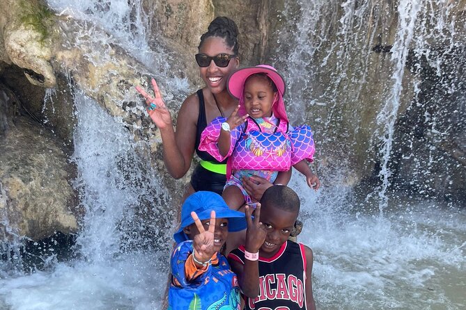 Private Dunn's River Falls and Blue Hole Tour Ocho Rios Jamaica - Dunn’s River Falls: The Iconic Terraces and the Classic Climb
