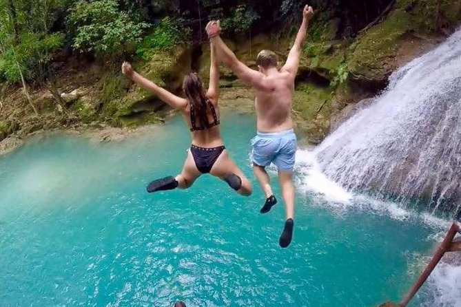 [PRIVATE] Dunn's River Falls, Blue Hole & Secret Falls w/Entrance - Private Means What, Exactly? Inside the Parks vs Your Vehicle