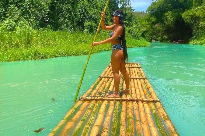 Private Martha Brae Bamboo Rafting Tour with Private Transfer - Comfort and on-site perks: bar, pool, restrooms, and souvenirs